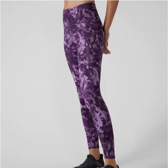 Athleta Printed Rainier Tight Legging Size M Spliced Floral Basalt Violet Purple - Picture 2 of 10